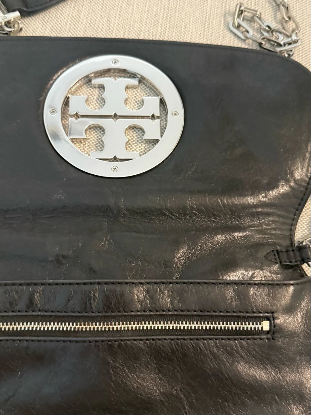 Tory Burch Reva crossbody with Silver hardware